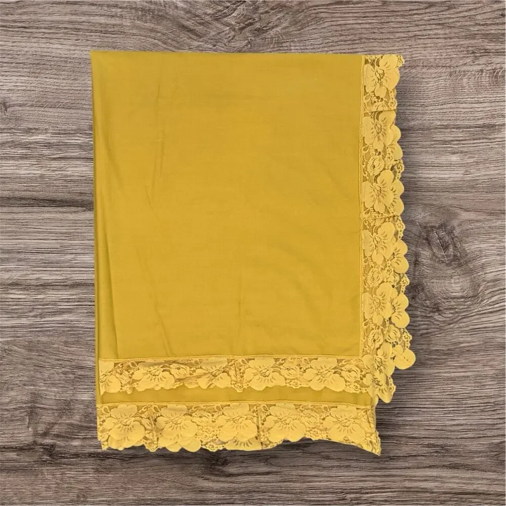 Autumn Gold Handmade Tablecloth 103x65 Large Thanksgiving Harvest Lace
